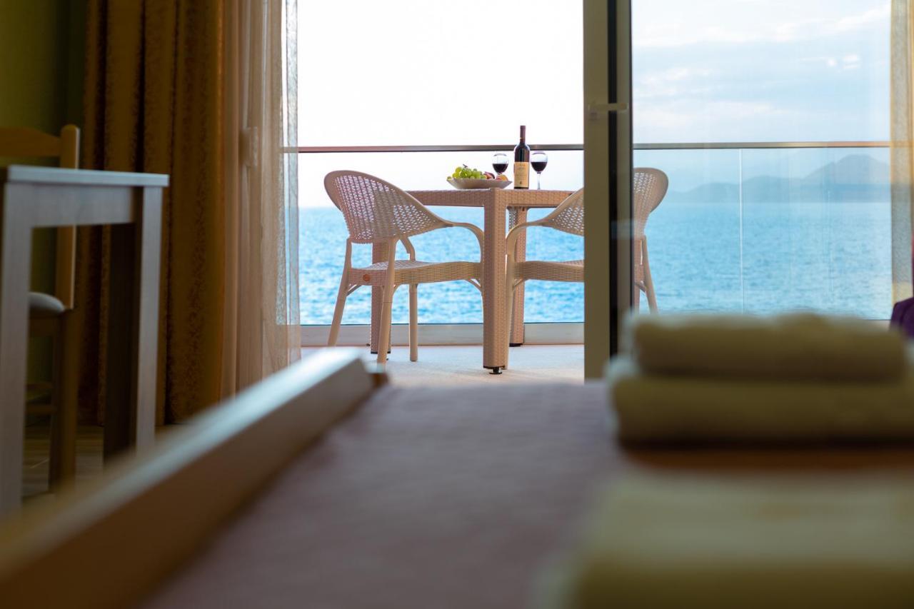 Dreamsea Apartment Utjeha Kültér fotó